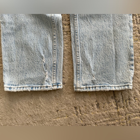 Abercrombie Curve Love Ultra High Rise 90's Straight Jean - Picture 9 of 10